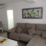 Апартаменти Aloha Apartament Sun&beach *