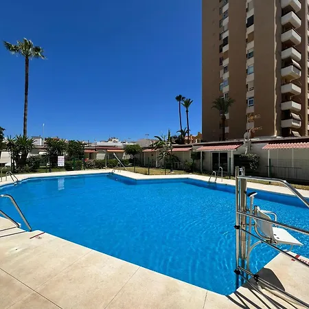 Aloha Apartament Sun&beach Апартаменти Торремолінос
